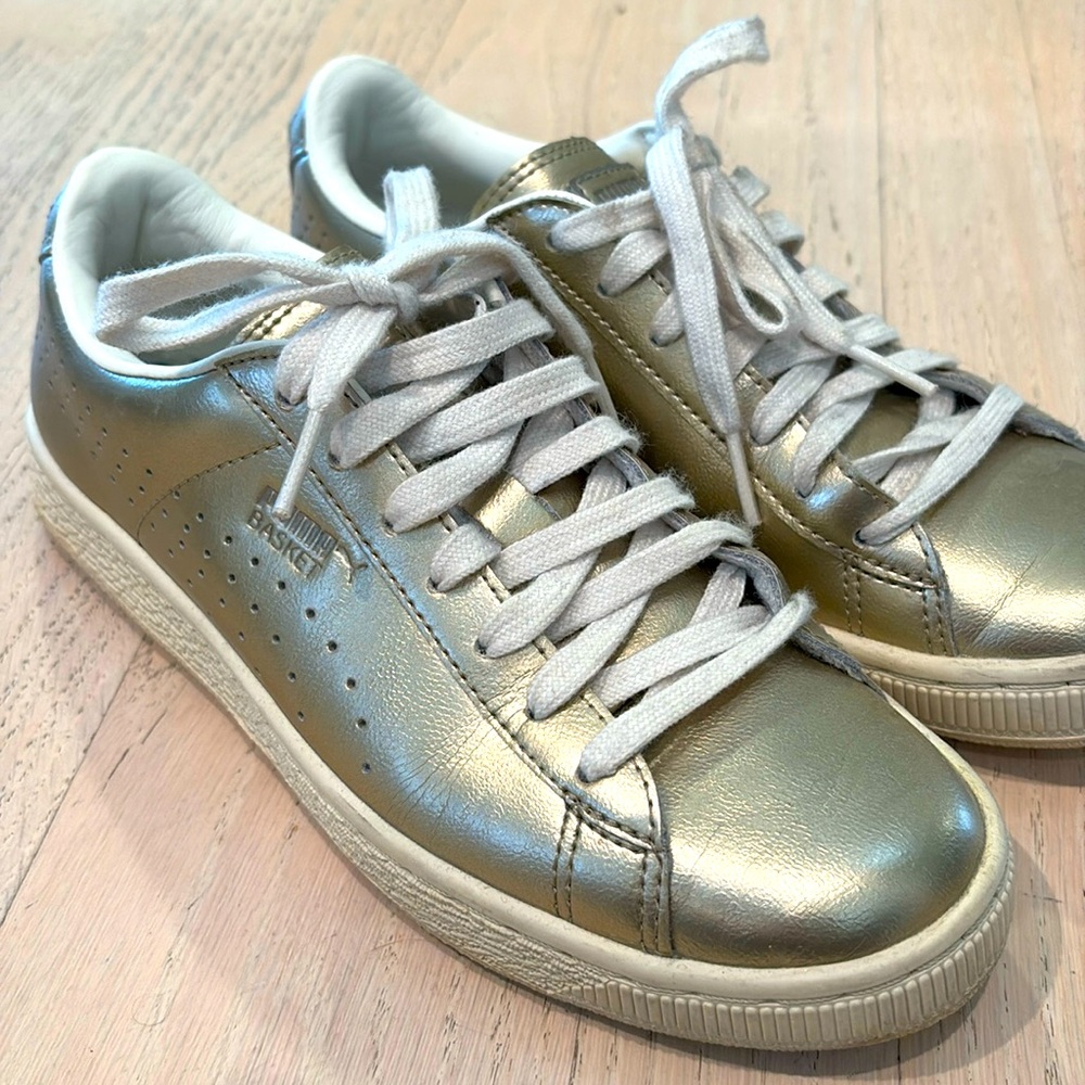 Puma sneakers